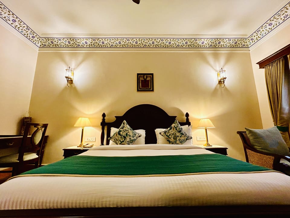 Luxury Room | Premium bedding, desk, blackout drapes, iron/ironing board (on request)