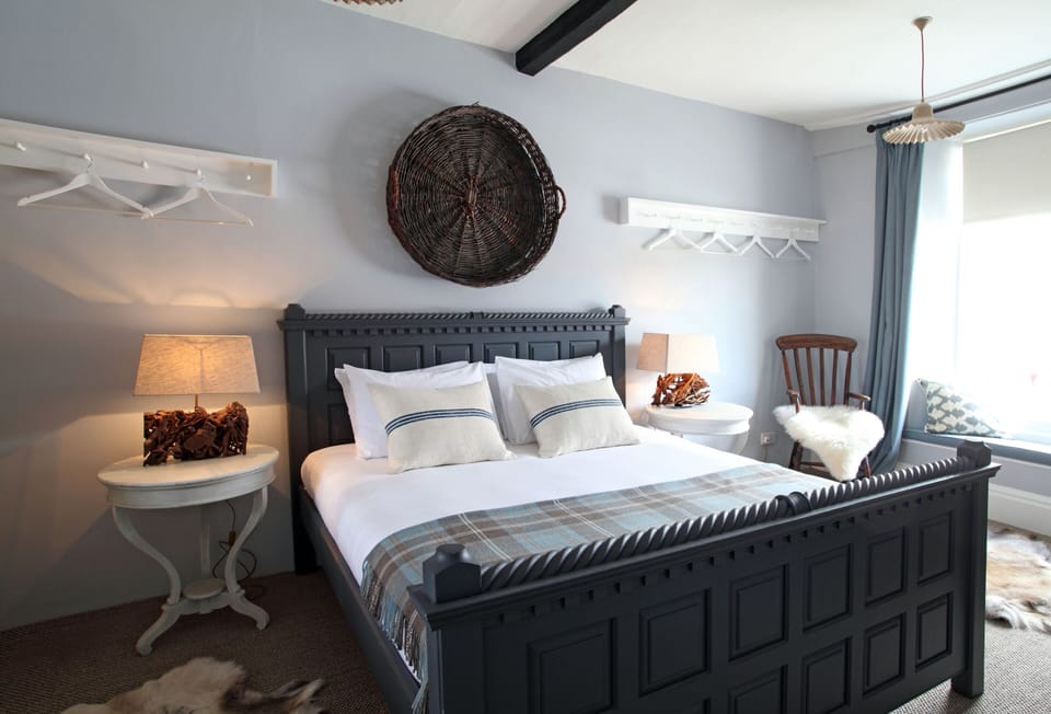 Superior Shared Dormitory, Ensuite | Free WiFi, bed sheets