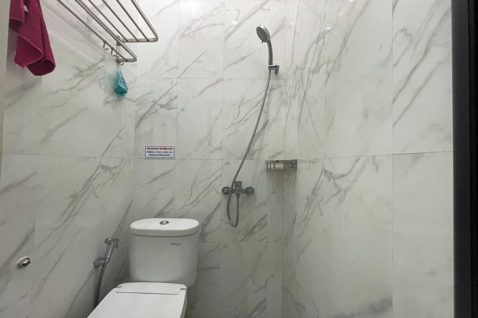 Standard Double Room | Bathroom | Shower, soap