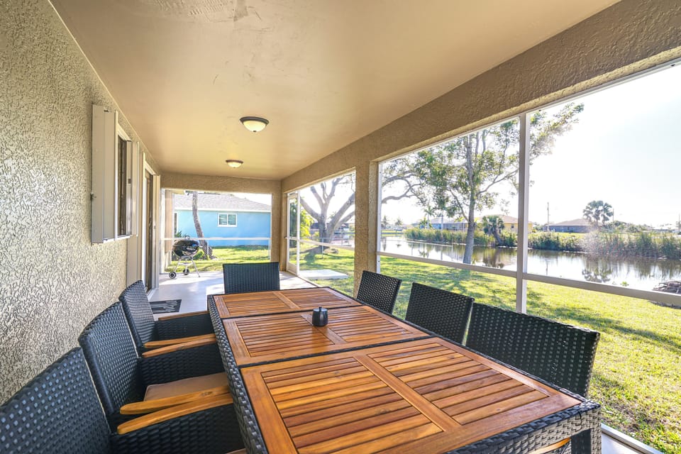 House (4 Bedrooms) | Front of property