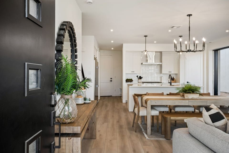 House, 5 Bedrooms | Interior