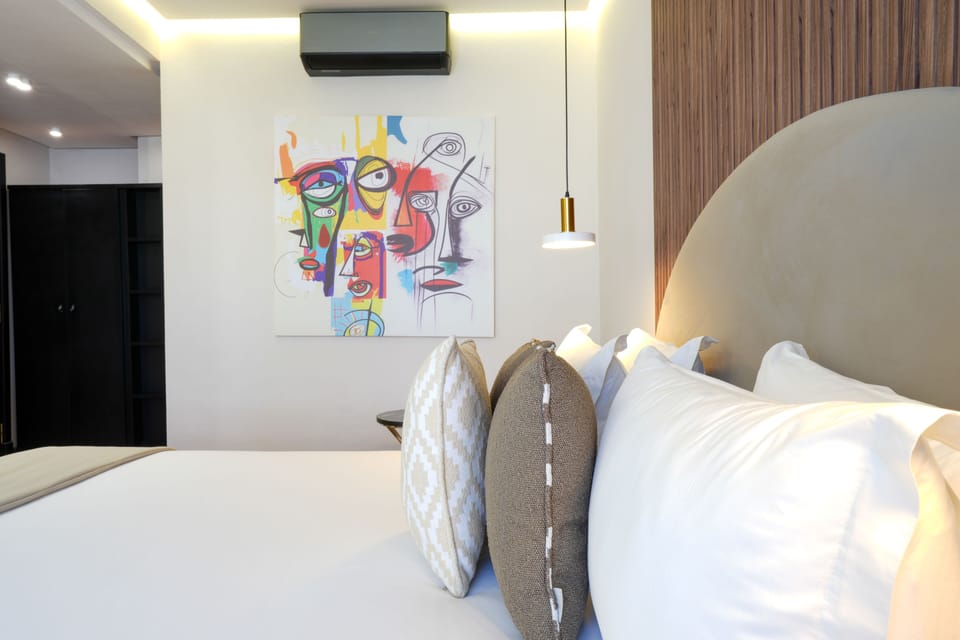 Basic Double Room | Egyptian cotton sheets, premium bedding, minibar, in-room safe