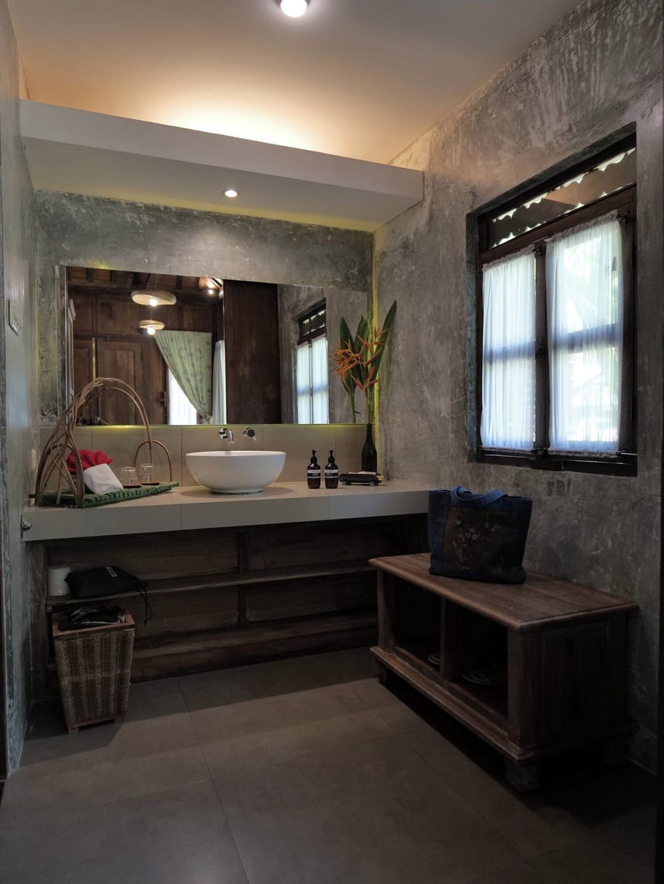 One-Bedroom Bungalow | Bathroom | Free toiletries, hair dryer, bathrobes, slippers