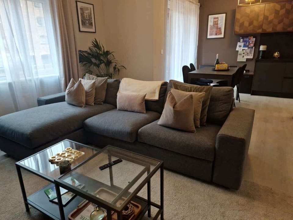 The Living/Dining Room: the comfortable sofa is also a sofa bed should your group require further room for sleeping.