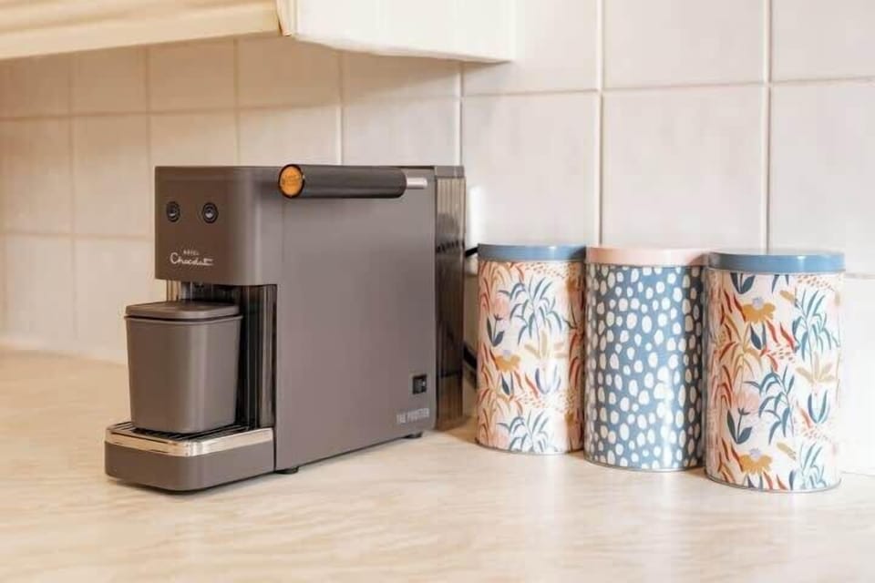 The Kitchen: well equipped with modern amenities, make yourself a coffee and enjoy it on the patio overlooking the river.