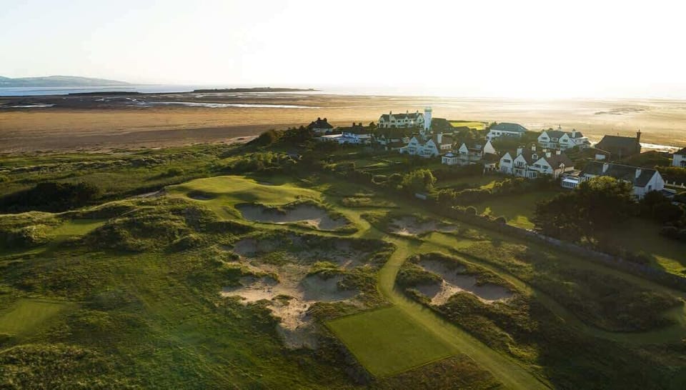 Experience world-class golfing and stunning coastal views at the renowned Royal Liverpool Golf Club, located opposite our stylish flat.