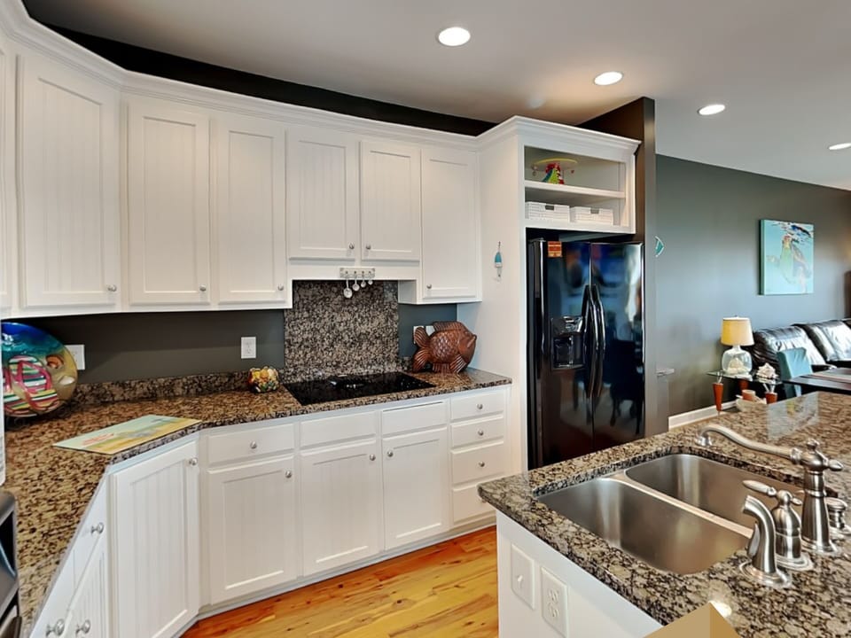 Kitchen - Fully Stocked Kitchen