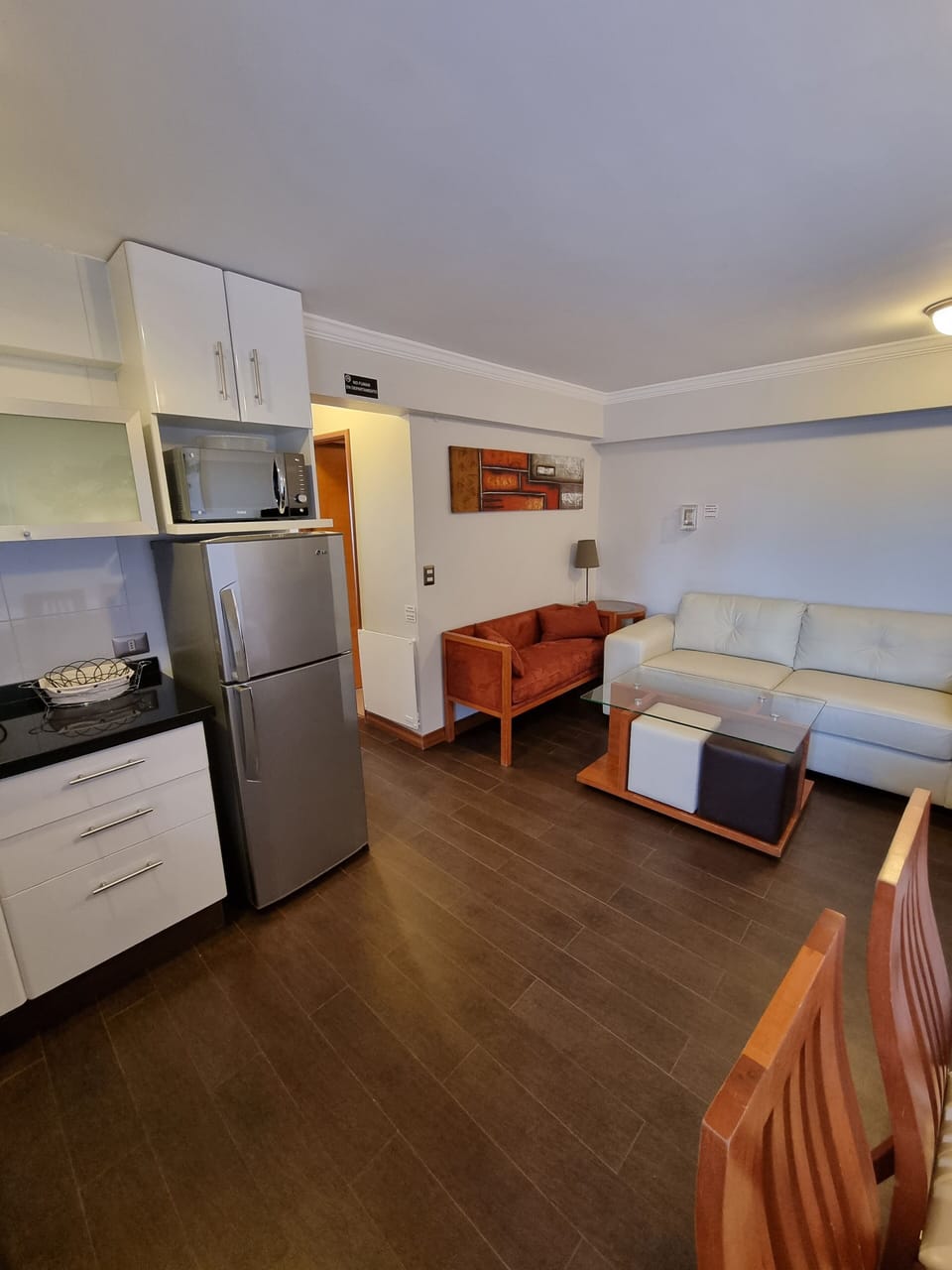 Apartment | Living area | 32-inch LED TV with satellite channels