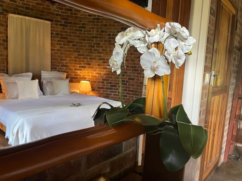 Standard Suite | 1 bedroom, Egyptian cotton sheets, premium bedding, blackout drapes