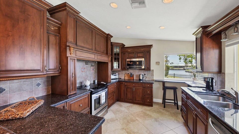 Whip up wonders: Our kitchen, where recipes come to life!