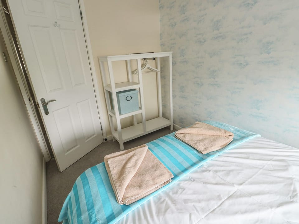 3 bedrooms, WiFi (free), individually decorated, individually furnished