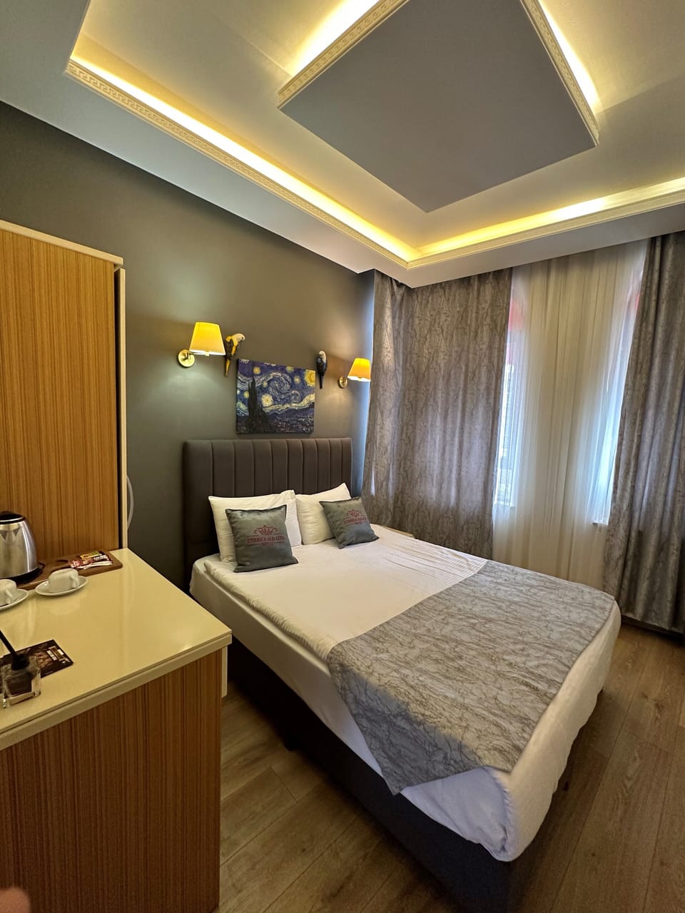 Superior Double Room | Hypo-allergenic bedding, Select Comfort beds, free minibar, in-room safe