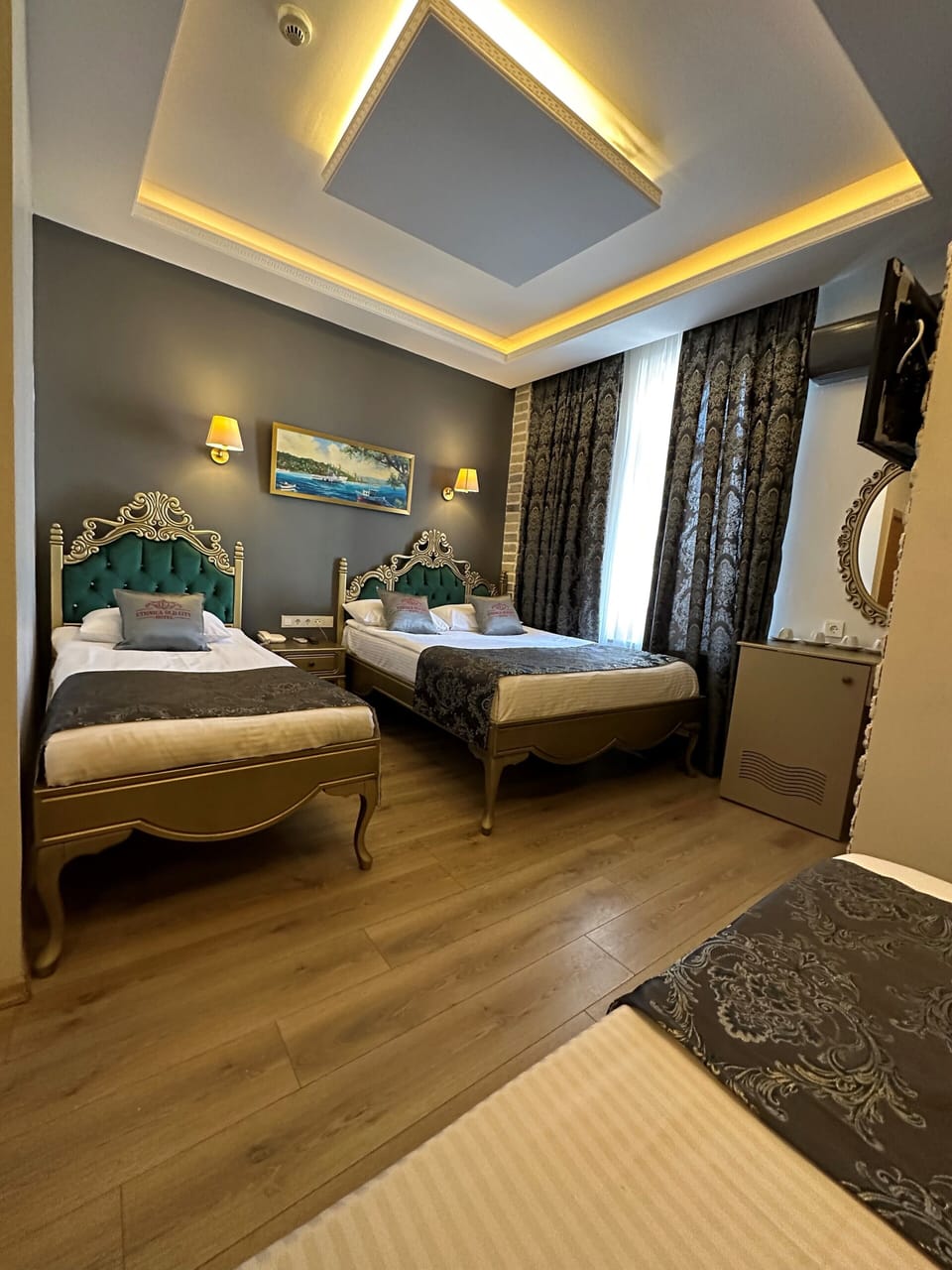 Superior Quadruple Room | Hypo-allergenic bedding, Select Comfort beds, free minibar, in-room safe