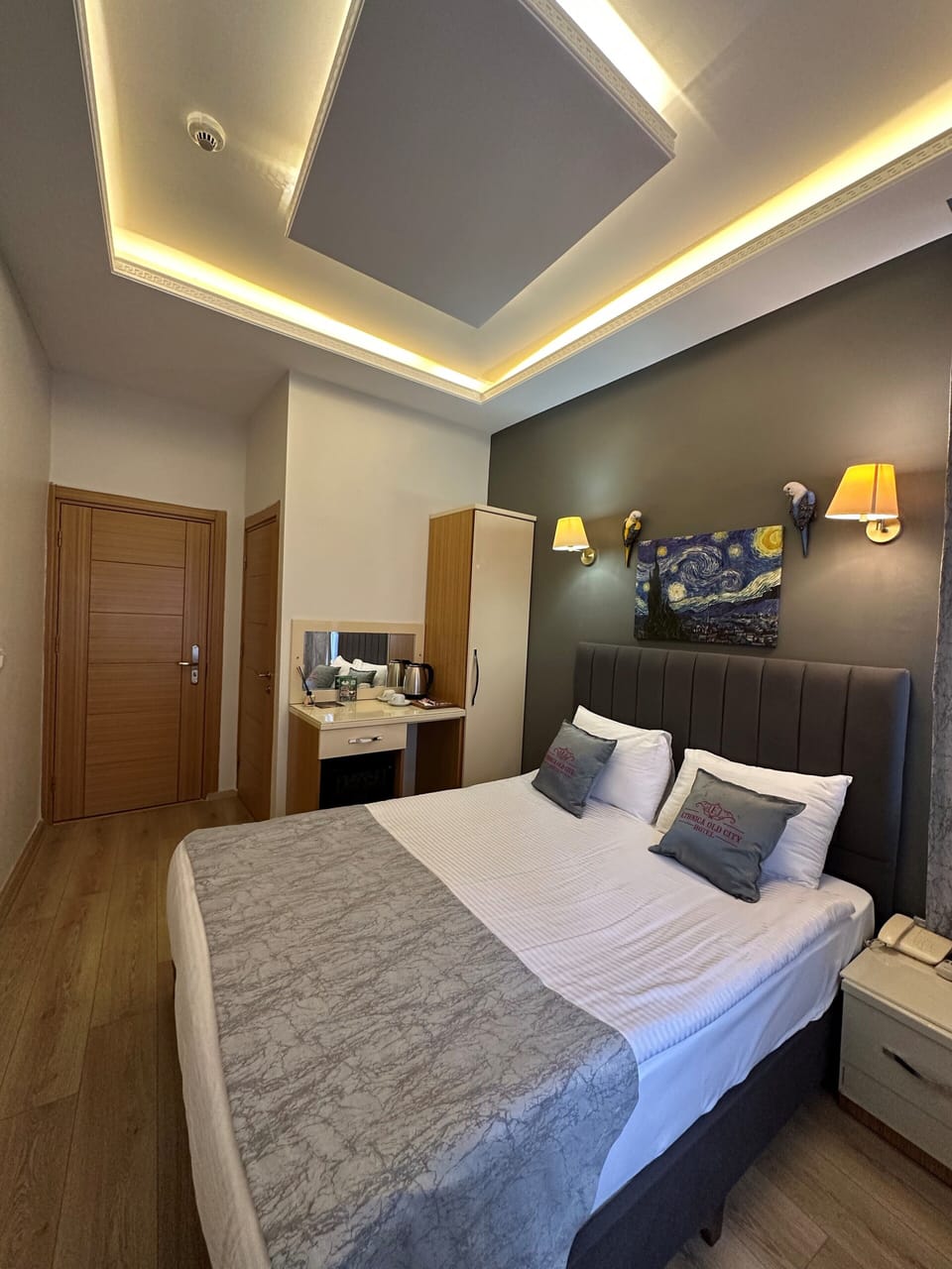 Superior Double Room | Hypo-allergenic bedding, Select Comfort beds, free minibar, in-room safe