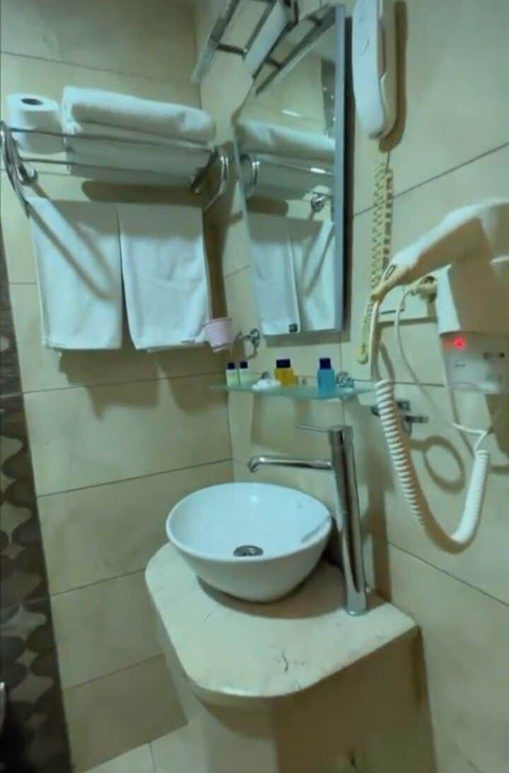 Shower, free toiletries, hair dryer, slippers
