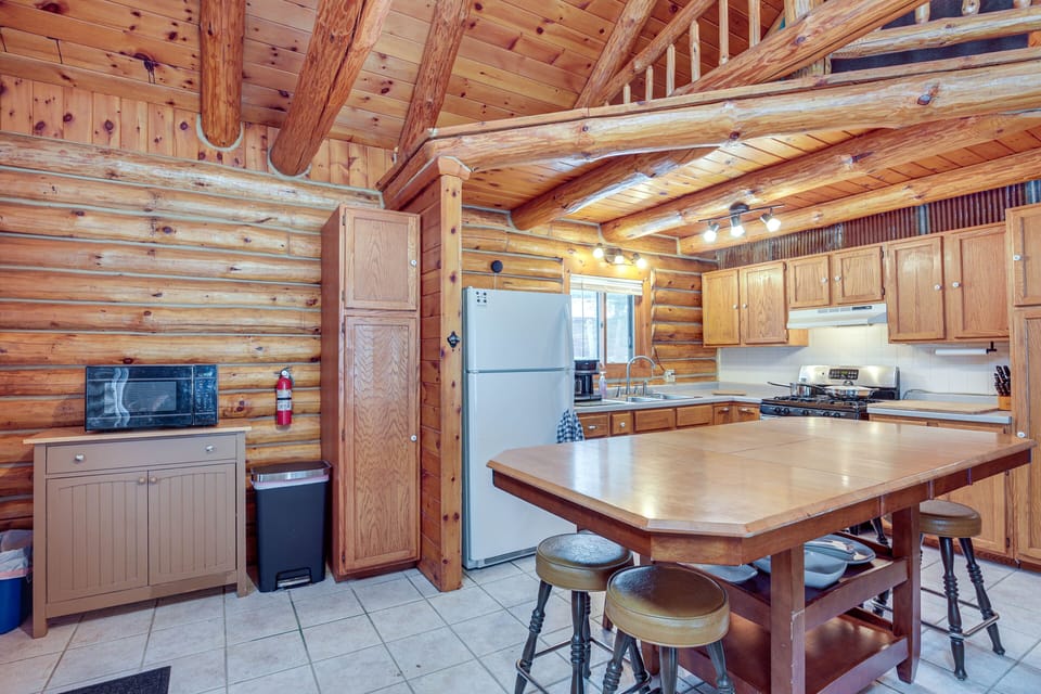 Kitchen | 1st Floor | Cooking Basics | Stove/Oven