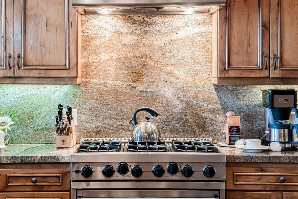 Gorgeous stone backsplash