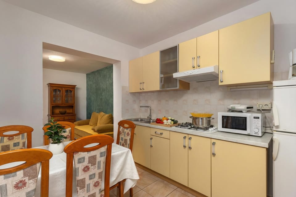 Kitchen and dining area