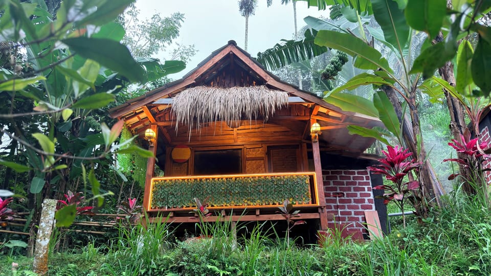 Romantic Cabin, Pool View | 1 bedroom, premium bedding, down comforters, laptop workspace