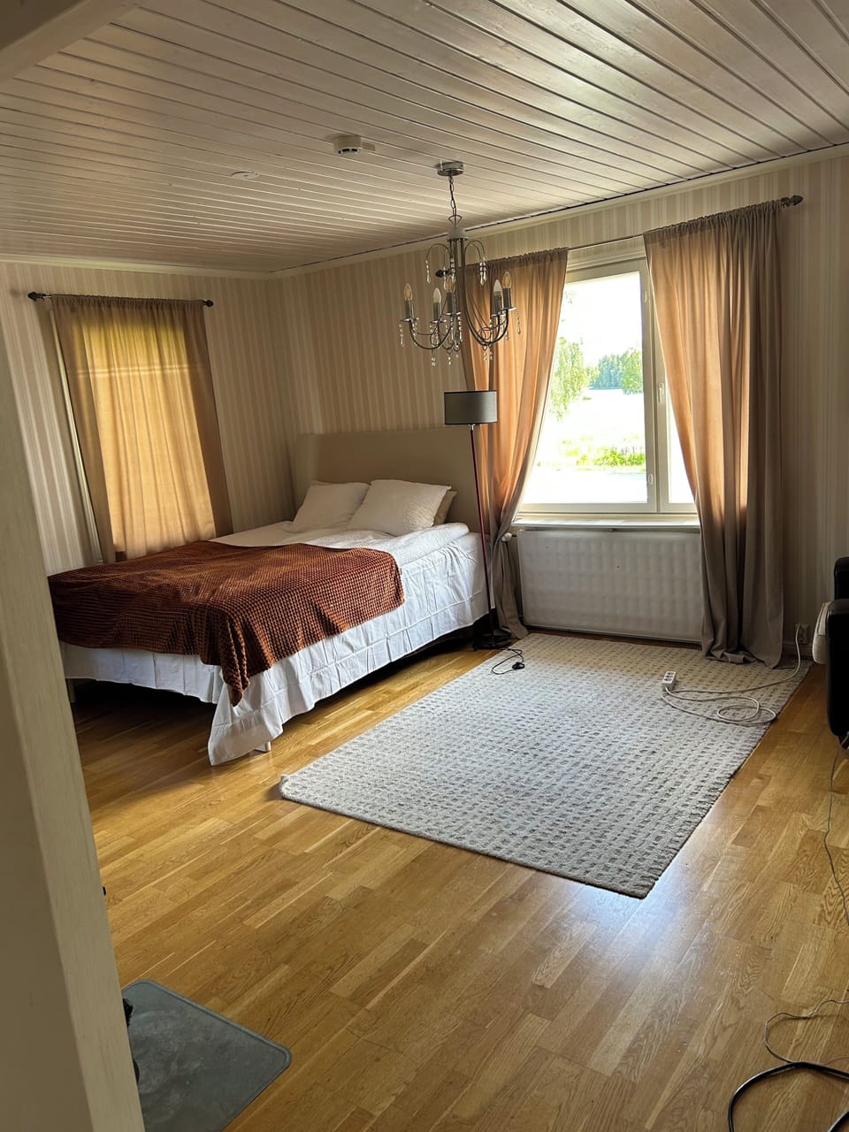 Traditional Apartment | Individually decorated, individually furnished, free WiFi, bed sheets