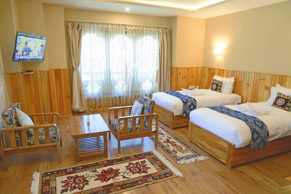 Deluxe Twin Room, Mountain View | Premium bedding, in-room safe, desk, laptop workspace