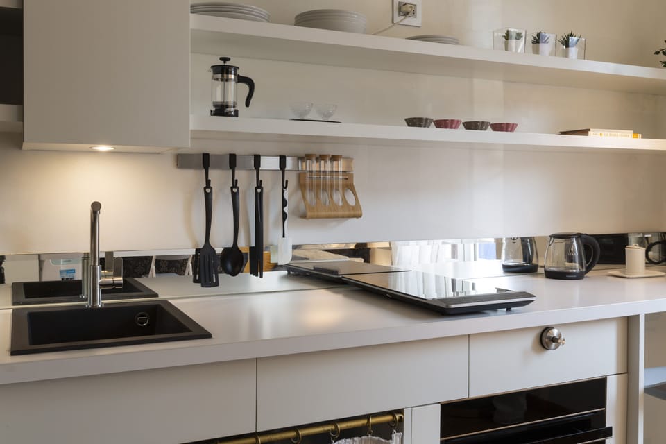 Comfort Studio | Private kitchen | Fridge, oven, stovetop, dishwasher