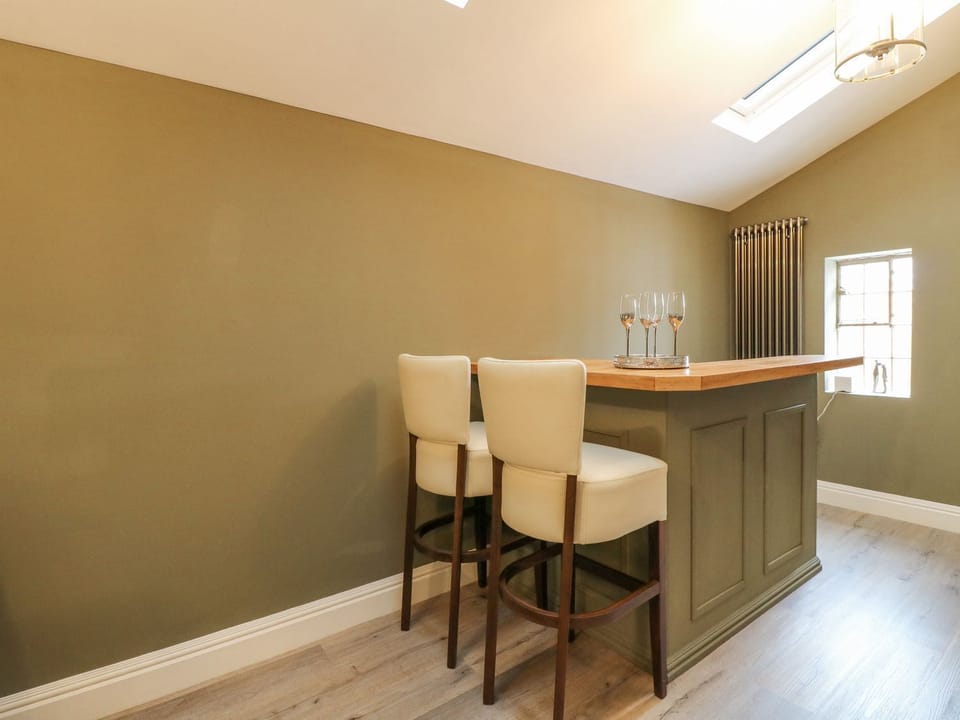 Cottage | Interior