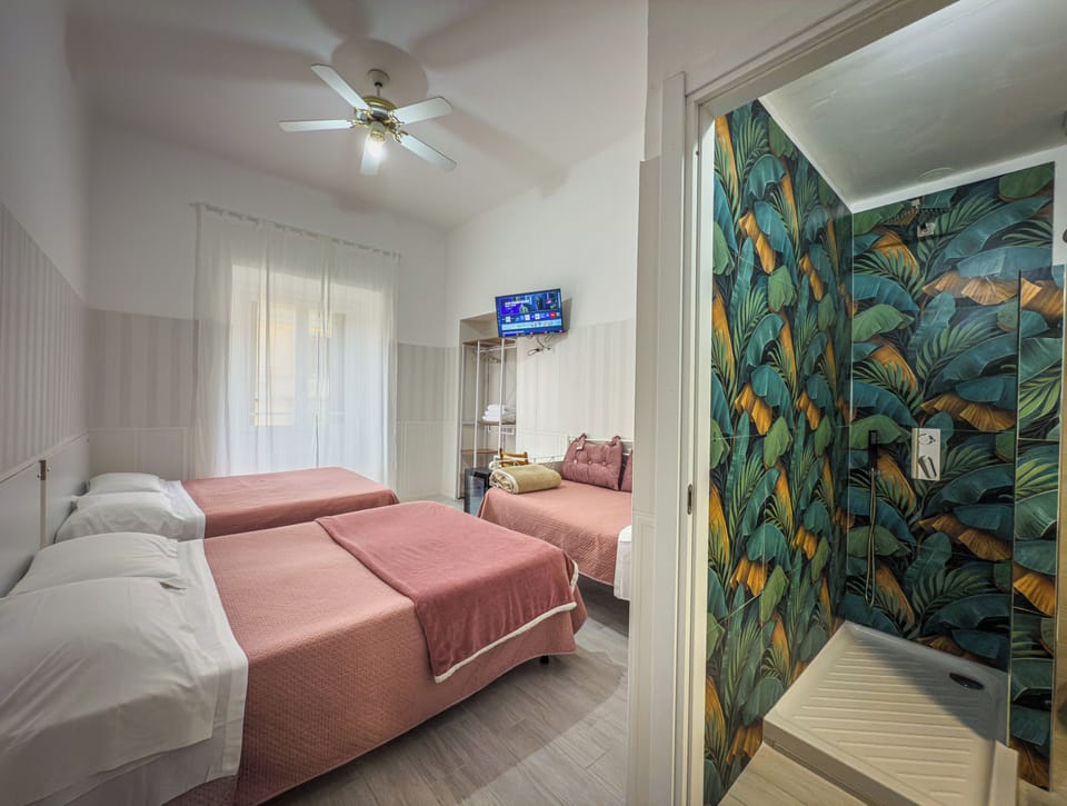 Superior Quadruple Room | Free WiFi