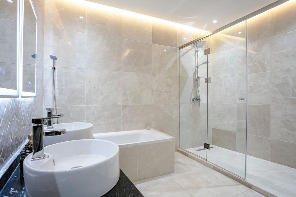Junior Room | Bathroom | Designer toiletries, hair dryer, towels