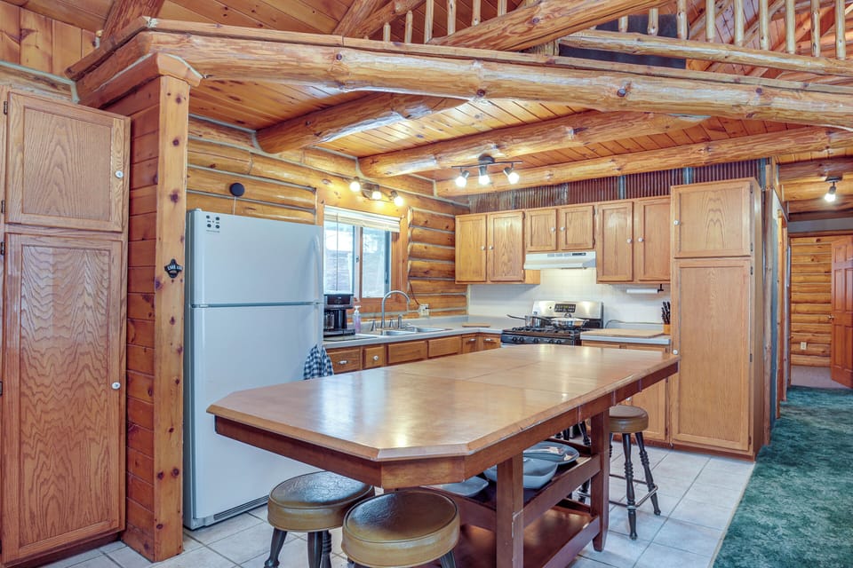House (2 Bedrooms) | Interior