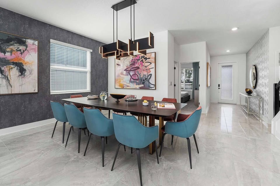 Dining Room *Highlight*