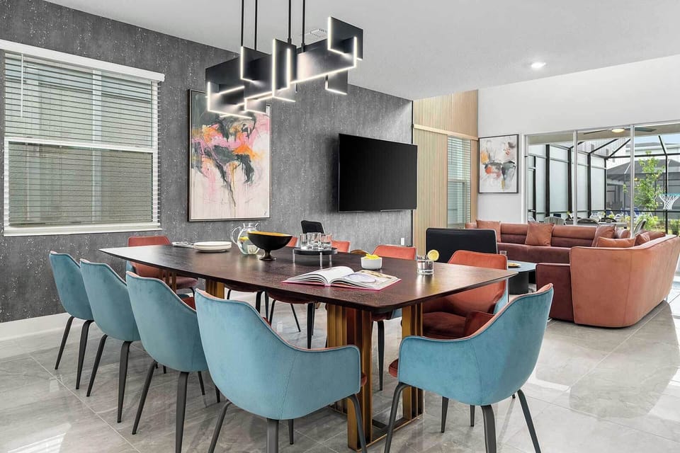 Dining Room *Highlight*