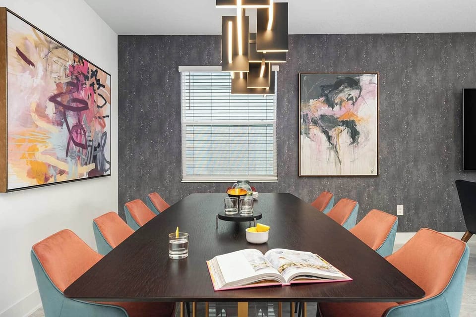 Dining Room *Highlight*