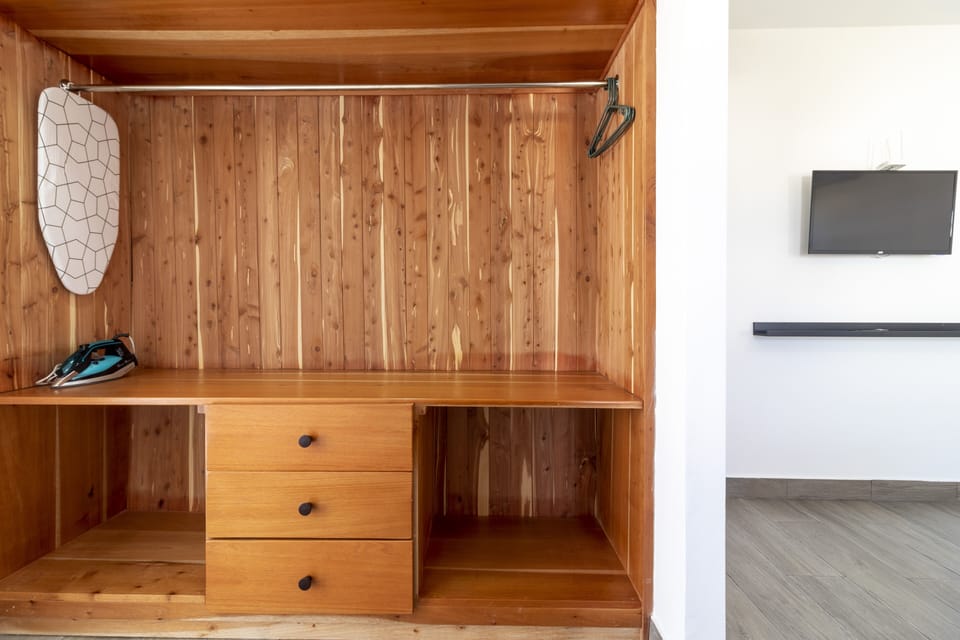Family Villa | Wardrobe