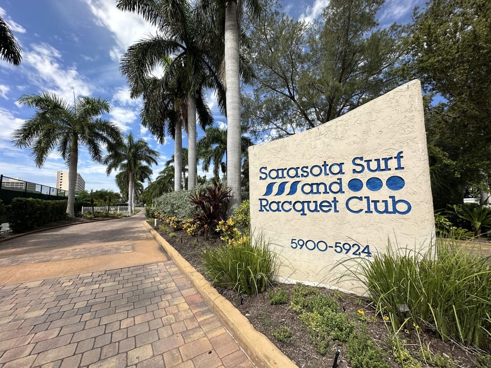 Private entrance, located in the Tower  unit 5th floor - 2 bedroom 2 bath