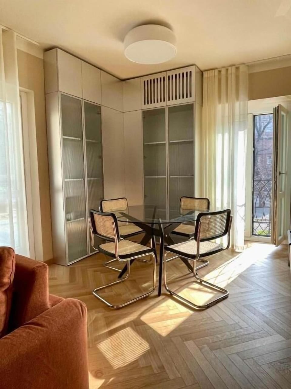 Apartment | Living area | 50-inch Smart TV with satellite channels