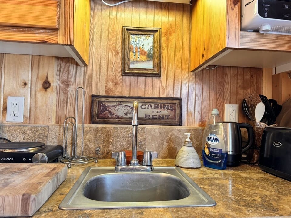 Hot plate, coffee maker, mini fridge included