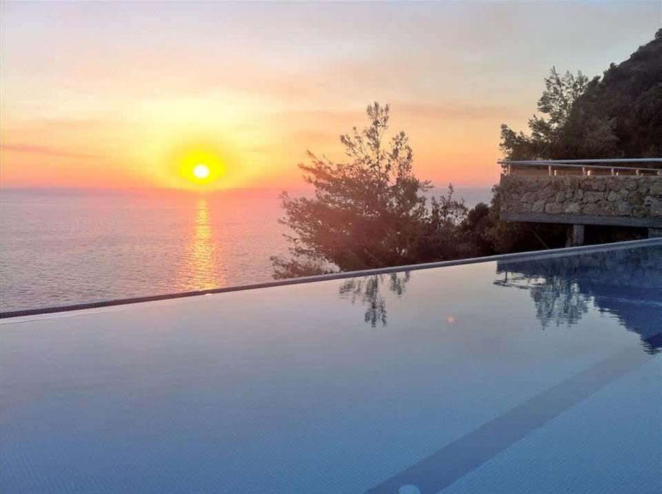 House | 7 bedrooms, high-speed internet