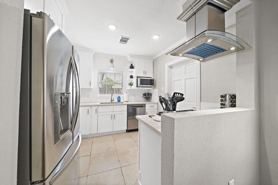 Full Kitchen