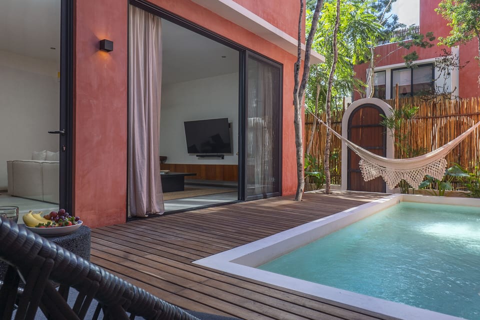 Deluxe Villa | Living area