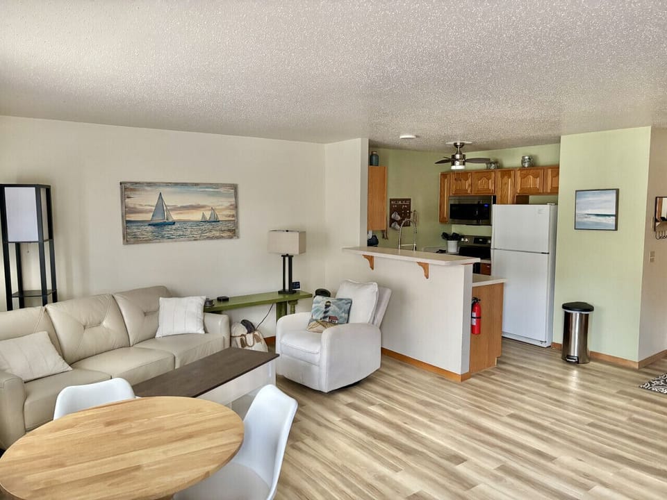 Fully Equipped kitchen open concept living
