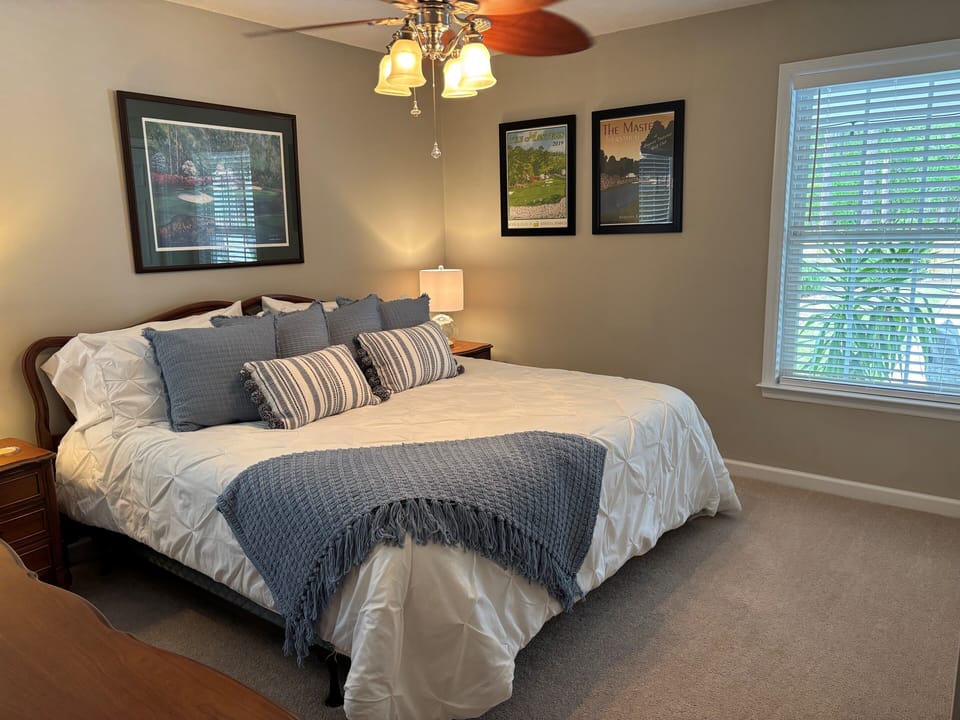 King size bed