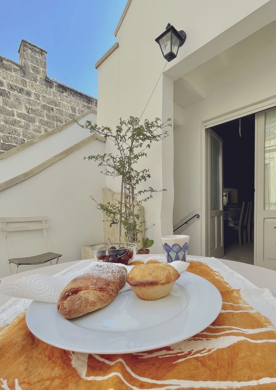 Breakfast in the terrace! Colazione in terrazza!