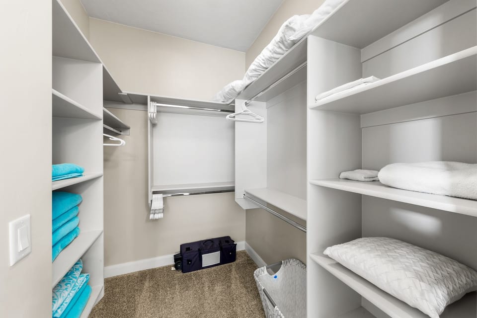 Master En Suite Closet