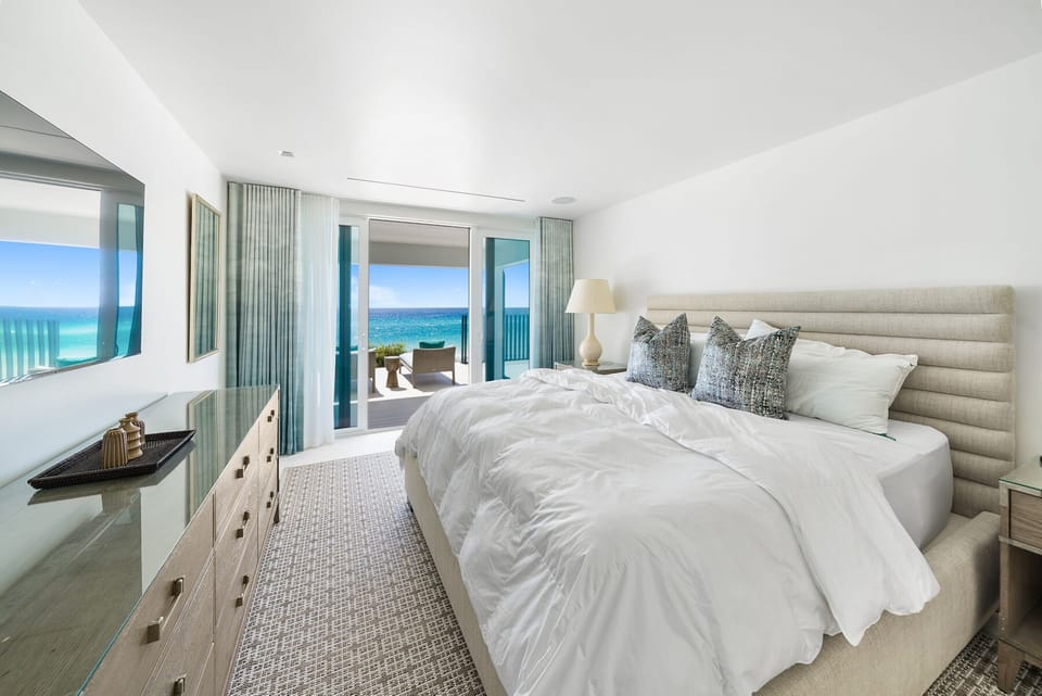 Dream On | King Master Ensuite | Gulf Views