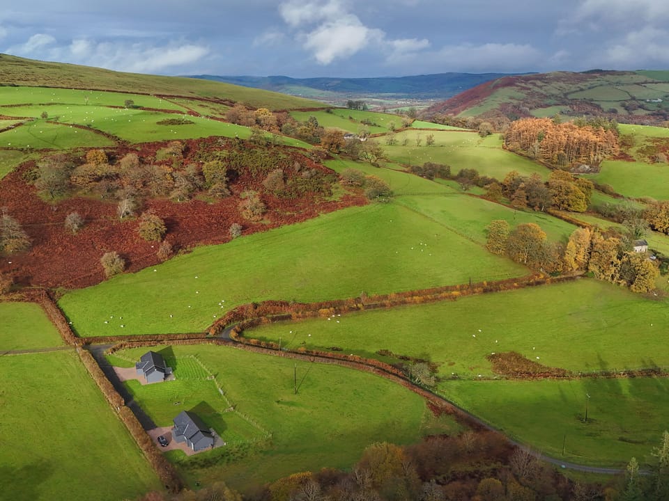 Cottage | Aerial view