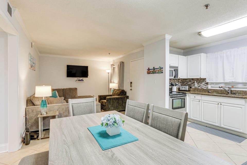 Apartment (2 Bedrooms) | Front of property