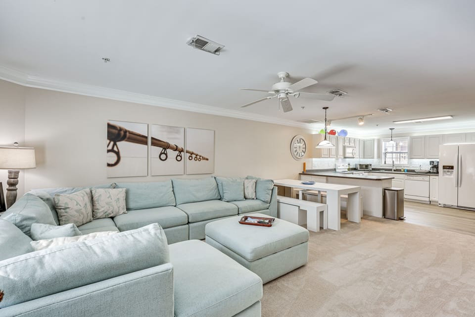Apartment (3 Bedrooms) | Front of property