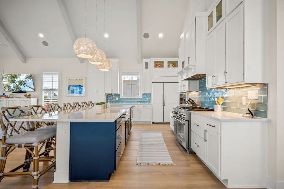 Kitchen, 2nd Floor