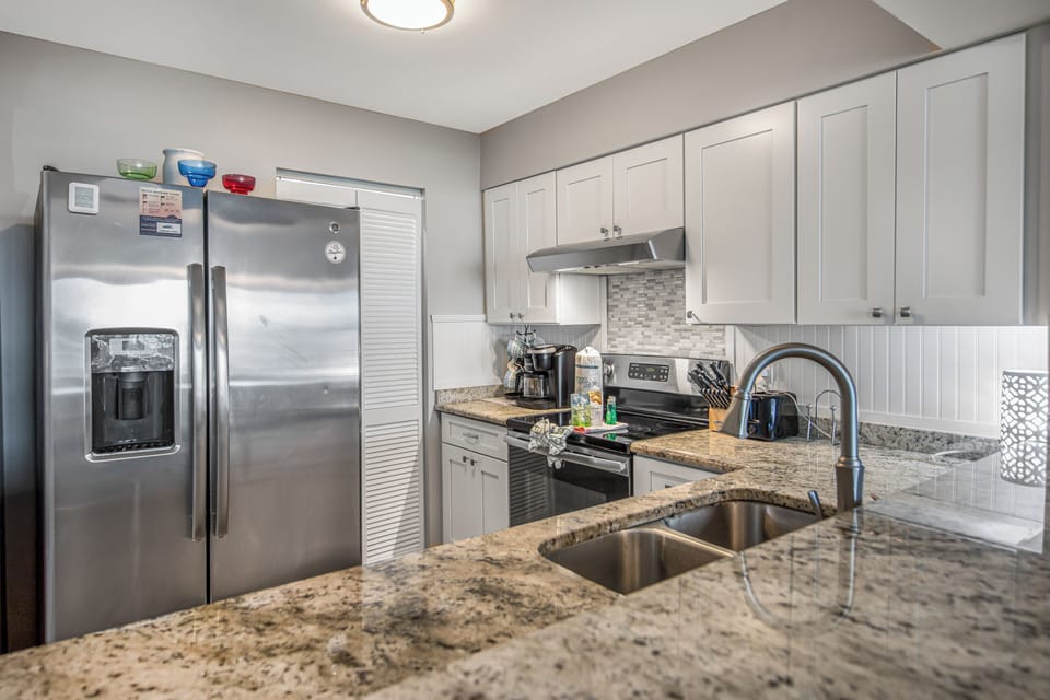 Full Kitchen